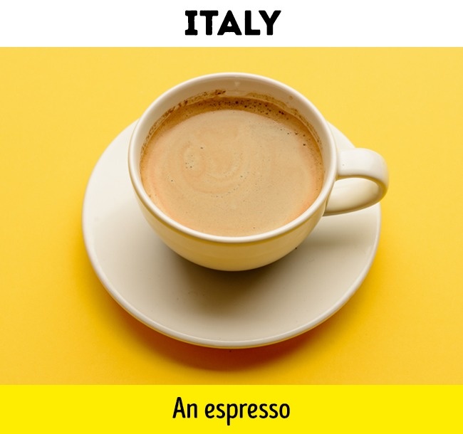 By an espresso with 1 dollar in Italy